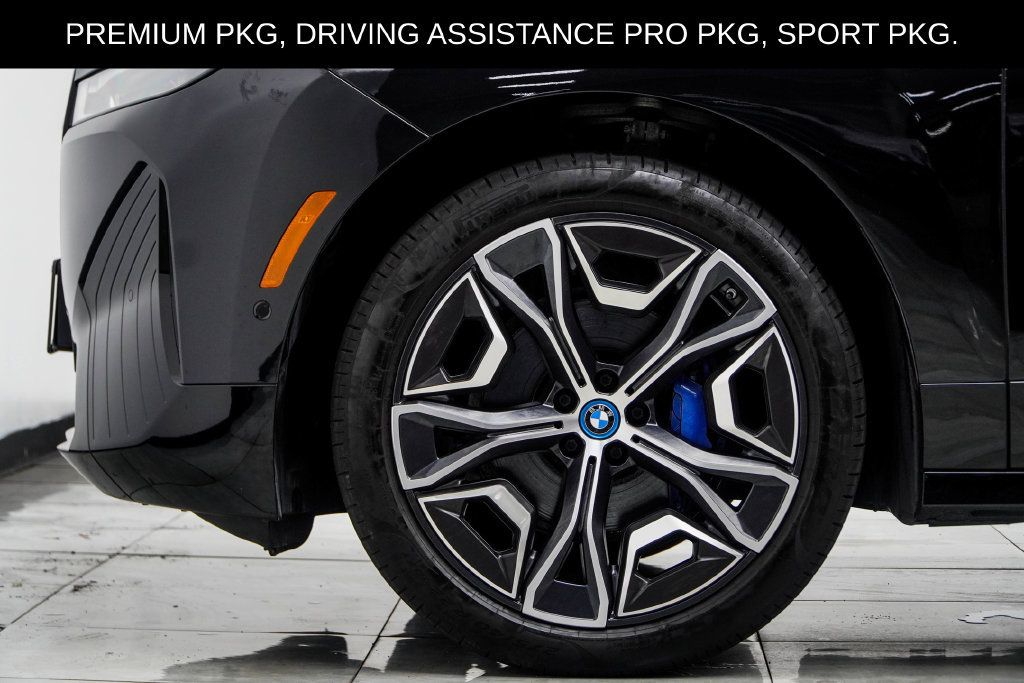 Used 2024 BMW iX xDrive50 w/ Premium Package AWD/4WD image 11
