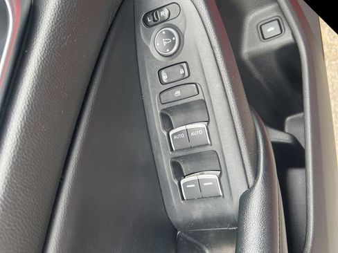 Used 2018 Honda Accord Sport image 11