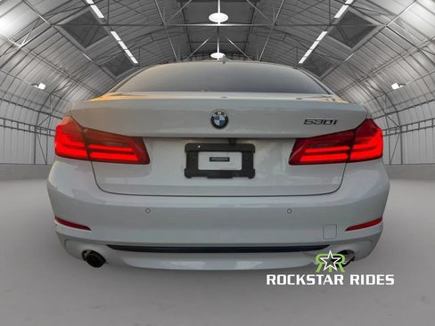 Used 2020 BMW 530i w/ M Sport Package RWD image 3