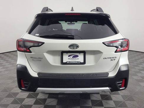 Used 2021 Subaru Outback Limited XT image 4