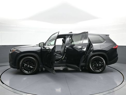 Used 2024 Toyota Grand Highlander AWD image 44