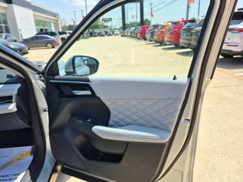 Used 2023 Mitsubishi Outlander SEL FWD image 27