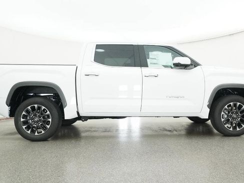 New 2026 Toyota Tundra Limited AWD/4WD image 30