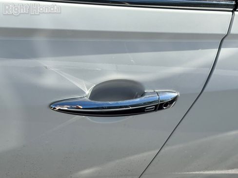 Used 2025 Nissan Altima 2.5 SV FWD image 10