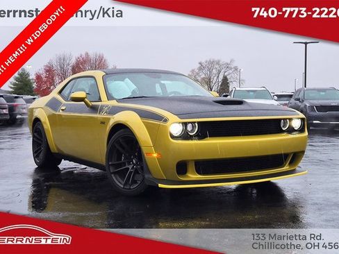 Used 2021 Dodge Challenger R/T Scat Pack image 1