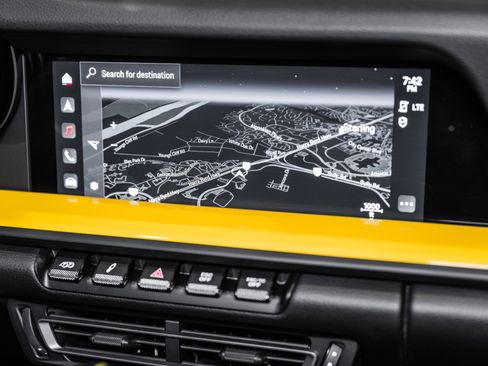 Used 2022 Porsche 911 GT3 image 32