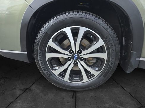 Used 2019 Subaru Forester Limited w/ Popular Package #3 image 14