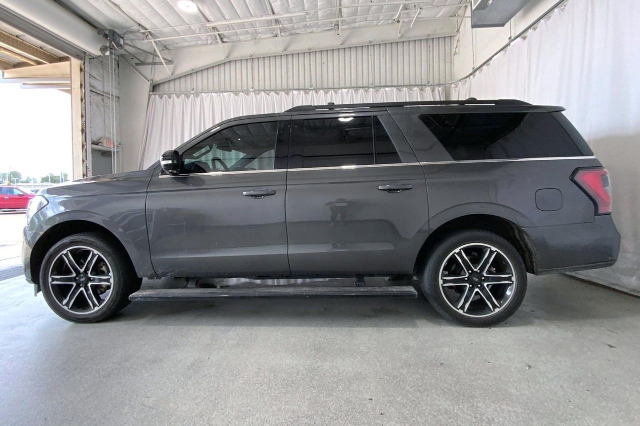 Used 2021 Ford Expedition Max Limited AWD/4WD image 26
