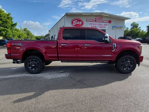 Used 2019 Ford F250 Platinum w/ Platinum Ultimate Package AWD/4WD image 4