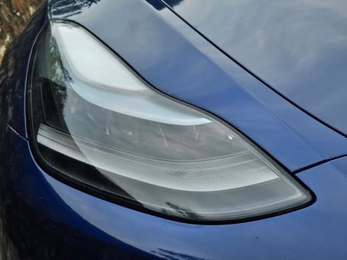 Used 2023 Tesla Model Y Performance AWD/4WD image 25
