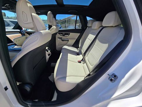 Used 2026 Mercedes-Benz GLC 300 4MATIC image 16