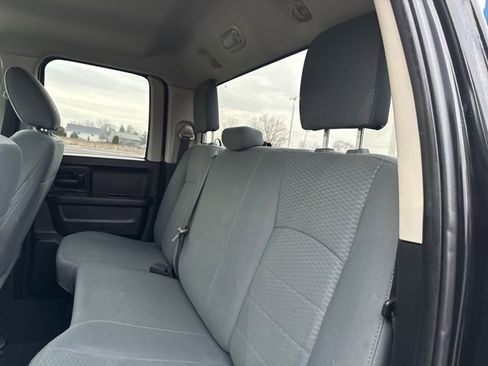 Used 2017 RAM 1500 Express image 17