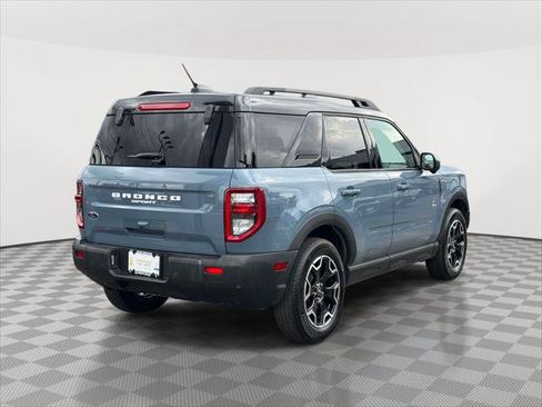 Certified 2025 Ford Bronco Sport Outer Banks w/ Outer Banks Tech Package+ AWD/4WD image 7