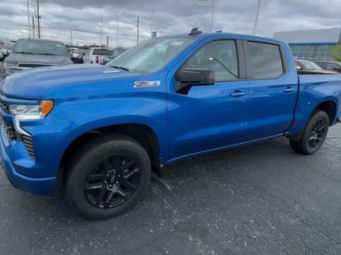 Used 2023 Chevrolet Silverado 1500 RST AWD/4WD image 6