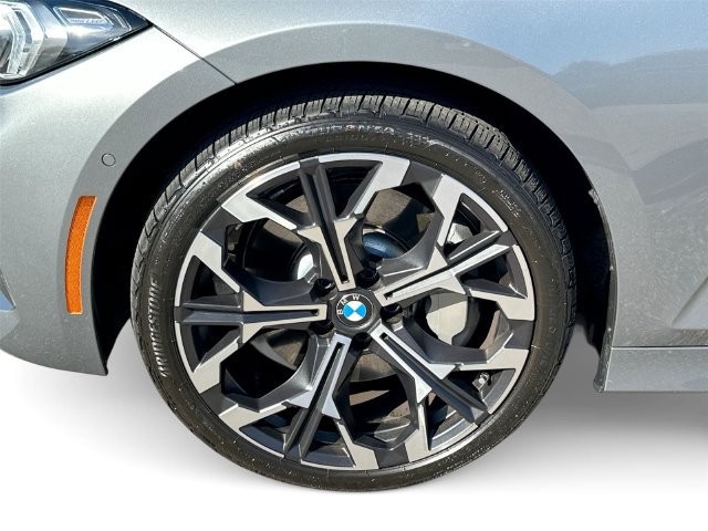 Used 2026 BMW 330i xDrive Sedan AWD/4WD image 24