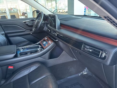 Used 2024 Lincoln Aviator Reserve image 41