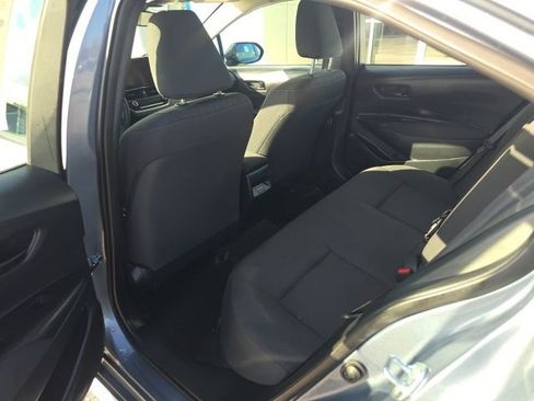 Used 2025 Toyota Corolla LE image 27