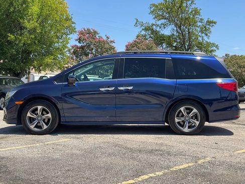 Used 2019 Honda Odyssey Touring image 3