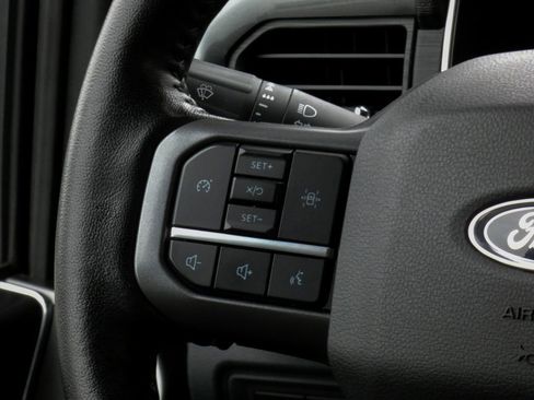 Used 2022 Ford F150 XLT w/ Equipment Group 302A High image 12