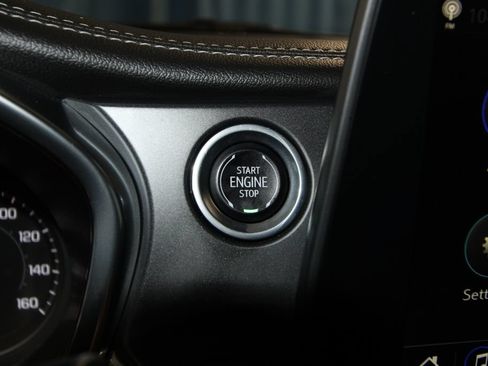 Used 2024 Chevrolet Blazer LT w/ Convenience Package FWD image 12