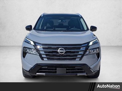 Used 2025 Nissan Rogue Platinum w/ Tech Package FWD image 1