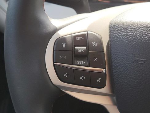 Used 2026 Ford Explorer Active w/ Active Comfort Package RWD image 36