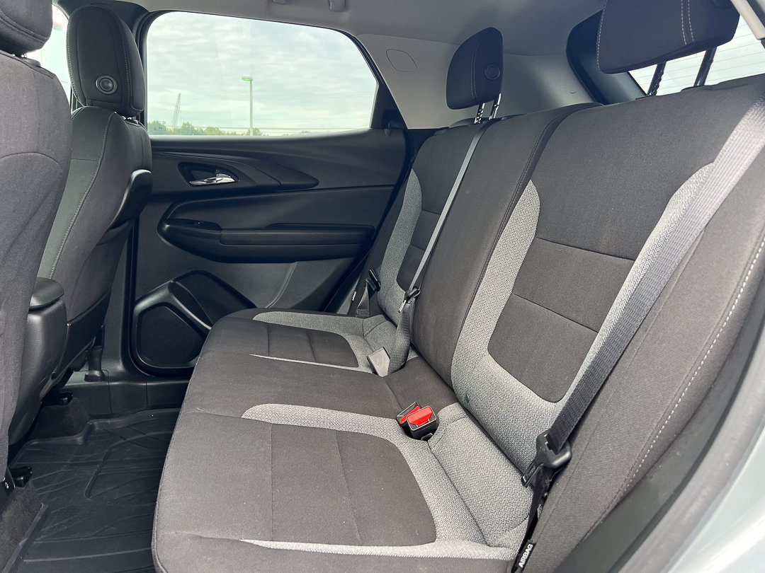 Used 2023 Chevrolet TrailBlazer LT w/ Convenience Package FWD image 26