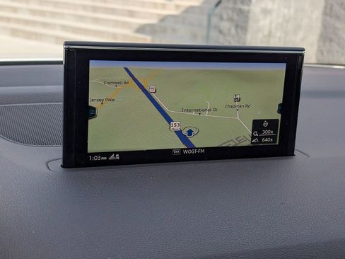 Used 2018 Audi Q7 3.0T Prestige w/ Prestige Package image 11