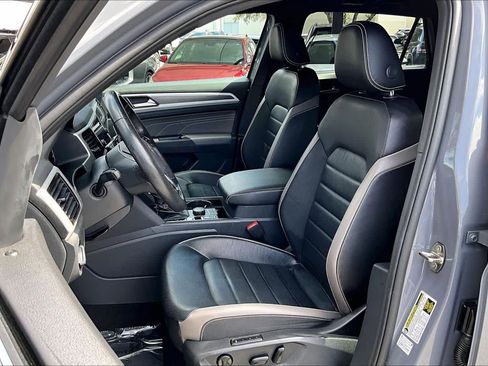 Used 2022 Volkswagen Atlas Cross Sport SEL Premium R-Line w/ Cross Sport MDO Package image 9