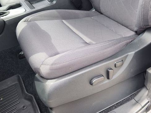 Certified 2025 Nissan Frontier SV AWD/4WD image 19