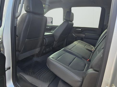 Used 2023 Chevrolet Silverado 2500 LTZ AWD/4WD image 23