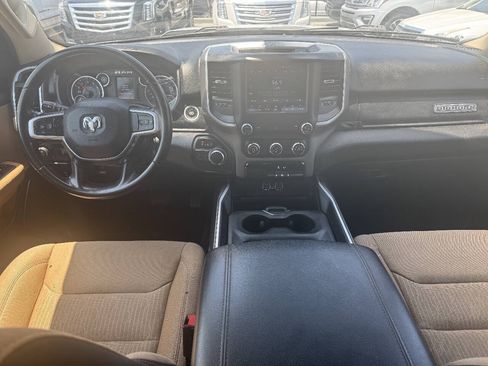 Used 2021 RAM 1500 Big Horn RWD image 11