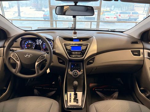 Used 2013 Hyundai Elantra GLS w/ Preferred Pkg image 23