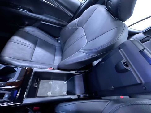 Used 2025 Toyota Camry XSE image 28