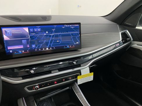 New 2026 BMW X5 xDrive50e w/ Climate Comfort Package image 25