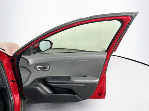Used 2025 Kia K4 FWD image 31
