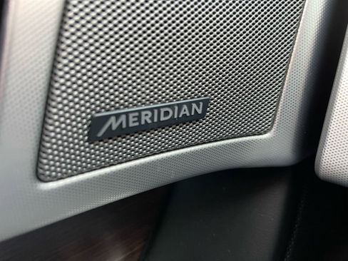 Used 2013 Jaguar XF 3.0 image 36