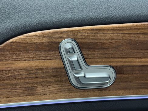 Used 2026 Mercedes-Benz GLE 350 4MATIC image 38