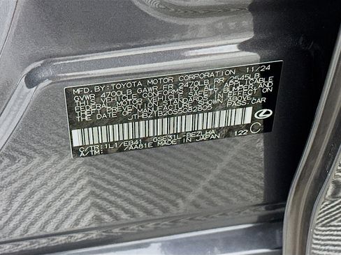 Used 2025 Lexus IS 350 F Sport w/ Accessory Package 2 RWD image 12