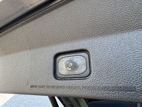 Used 2016 Ford Explorer Limited w/ Equipment Group 301A AWD/4WD image 28