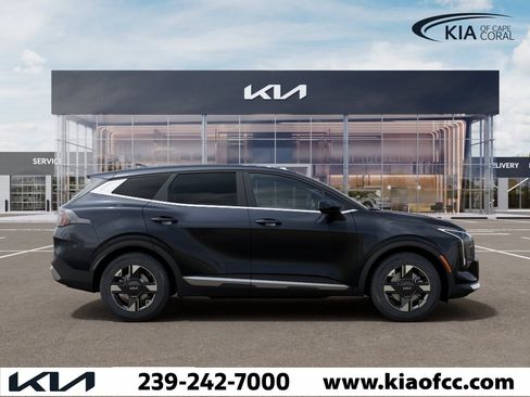 New 2026 Kia Sportage LX w/ LX Convenience Package FWD image 7