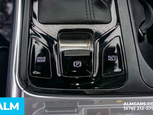 Used 2025 Kia Carnival SX Prestige image 51