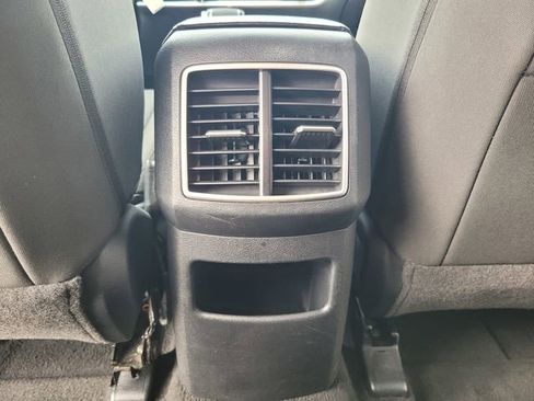 Used 2024 Kia Sportage LX image 17