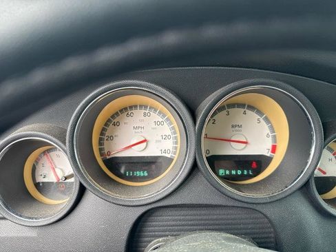 Used 2008 Dodge Charger SE RWD image 4
