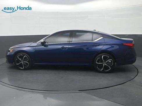 Used 2024 Nissan Altima 2.5 SR FWD image 4