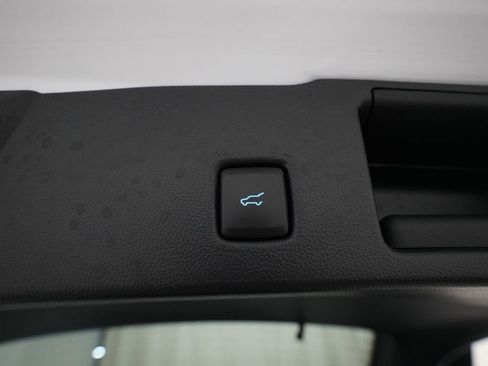 Used 2023 Ford Escape ST-Line w/ Tech Pack #1 AWD/4WD image 15