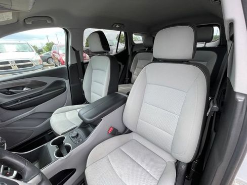 Certified 2022 GMC Terrain SLE w/ Driver Convenience Package AWD/4WD image 17
