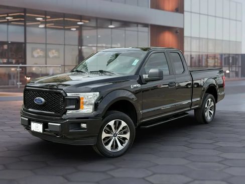 Used 2019 Ford F150 XL w/ Equipment Group 101A Mid AWD/4WD image 2