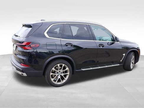 Used 2026 BMW X5 xDrive40i AWD/4WD image 3