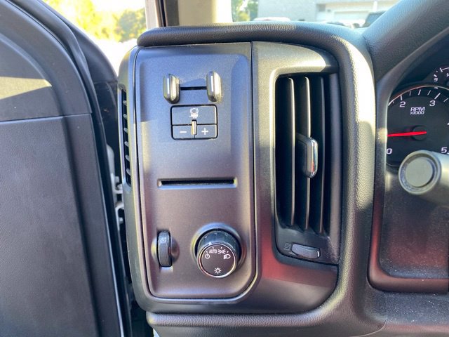 Used 2016 Chevrolet Silverado 2500 W/T w/ WT Convenience Package AWD/4WD image 26